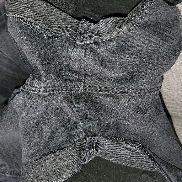 3 for $15 item🎉Refuge Women's Black Denim Shorts - Picture 6 of 6